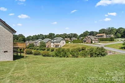 1033 12th Avenue Drive NW, Hickory, NC 28601 - Photo 18