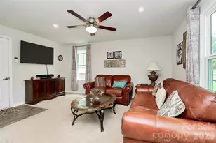 2541 Grantham Place Dr, Fort Mill, SC 29715 - Photo 28