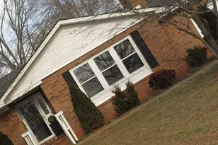 4804 Cedar Ct, Gastonia, NC 28056 - Photo 2