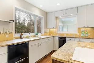 5101 Gorham Dr, Charlotte, NC 28226 - Photo 18