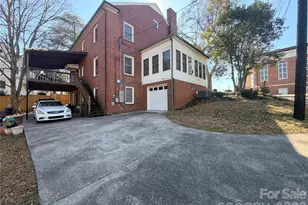 313 E Martin St, Wadesboro, NC 28170 - Photo 6