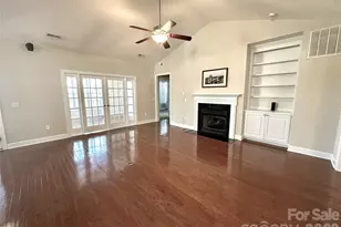 2027 Fanning Ct, Leland, NC 28451 - Photo 8