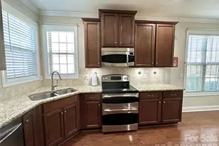 2027 Fanning Ct, Leland, NC 28451 - Photo 10