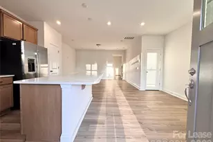 2954 Clyde Dr, Charlotte, NC 28208 - Photo 2