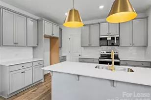 1112 Condon St, Charlotte, NC 28216 - Photo 8