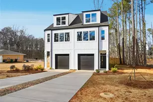 343 Gray Dr, Charlotte, NC 28213 - Photo 2