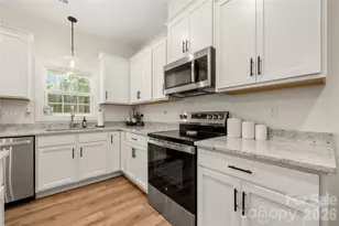 3073 Meadowcrest Dr, Clover, SC 29710 - Photo 18