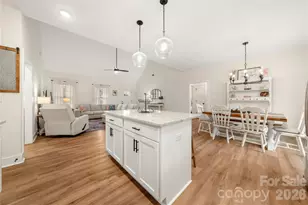 3073 Meadowcrest Dr, Clover, SC 29710 - Photo 16