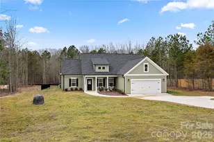 3073 Meadowcrest Dr, Clover, SC 29710 - Photo 2