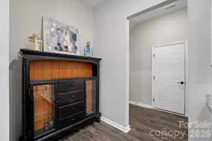 8928 Morning Mist Rd, Charlotte, NC 28215 - Photo 10