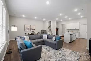 8928 Morning Mist Rd, Charlotte, NC 28215 - Photo 6