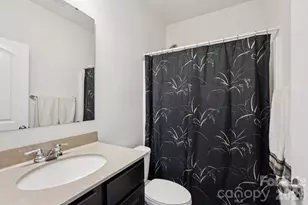 10323 Kempsford Dr, Charlotte, NC 28262 - Photo 14