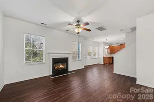 1205 Jordans Pond Ln, Charlotte, NC 28214 - Photo 4