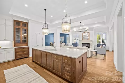 4715 Montclair Avenue, Charlotte, NC 28211 - Photo 12