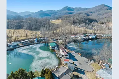 234 Tri Lakes Drive, Waynesville, NC 28785 - Photo 16