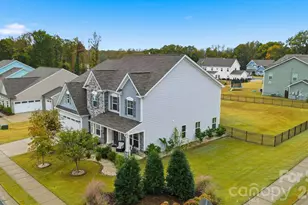 1435 Brooksland Pl, Waxhaw, NC 28173 - Photo 2