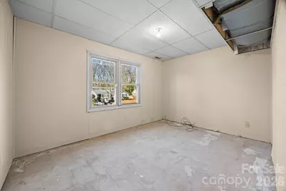 6200 Cross Creek Lane, Charlotte, NC 28212 - Photo 10