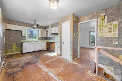 6200 Cross Creek Lane, Charlotte, NC 28212 - Photo 6