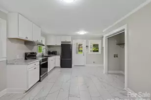 1806 Kingsley Dr, Albemarle, NC 28001 - Photo 4