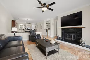 7324 Lake Front Dr, Charlotte, NC 28278 - Photo 20