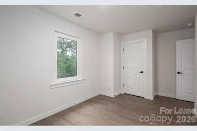 420 17th Street, Hickory, NC 28601 - Photo 4