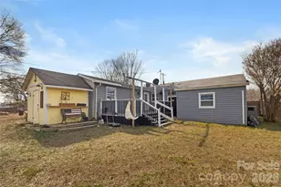 936 Shannon Bradley Rd, Gastonia, NC 28052 - Photo 14