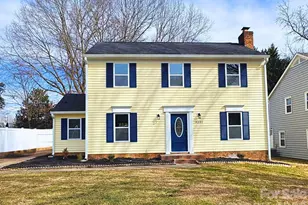 8201 Meadowdale Ln, Charlotte, NC 28227 - Photo 1