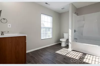 1630 Ledson Court, Charlotte, NC 28214 - Photo 8