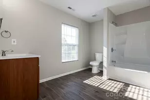 1630 Ledson Ct, Charlotte, NC 28214 - Photo 8