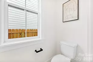 2025 South St, Charlotte, NC 28208 - Photo 26