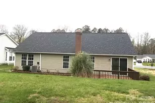 115 W Bank Dr, Charlotte, NC 28214 - Photo 16