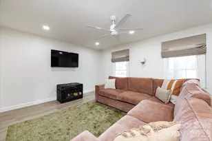 7142 Cardigan Ave, Charlotte, NC 28215 - Photo 8