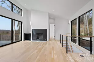 751 New Sprout Ln, Hendersonville, NC 28792 - Photo 6