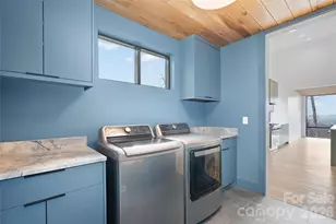 751 New Sprout Ln, Hendersonville, NC 28792 - Photo 18