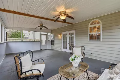 9832 Ashburton Drive, Charlotte, NC 28216 - Photo 38