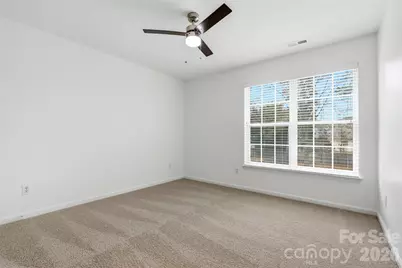 9832 Ashburton Drive, Charlotte, NC 28216 - Photo 32