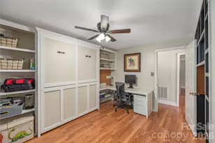 110 Dillingham Cir, Asheville, NC 28805 - Photo 16