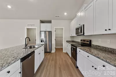 3629 Narrow Lane, Charlotte, NC 28215 - Photo 6