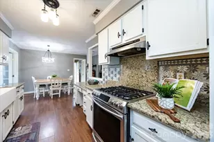 5042 Virginian Ln, Charlotte, NC 28226 - Photo 12