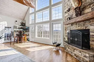 410 Lamp Post Dr, Zirconia, NC 28790 - Photo 4