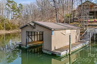 16631 Harbor View Rd, Charlotte, NC 28278 - Photo 40