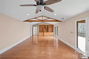 16631 Harbor View Rd, Charlotte, NC 28278 - Photo 14