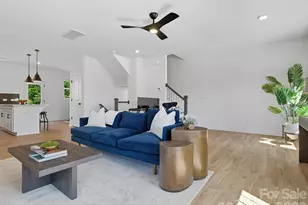 11935 Basking Dr, Charlotte, NC 28214 - Photo 10