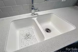 8 Lakemoor Ln, Hendersonville, NC 28739 - Photo 14