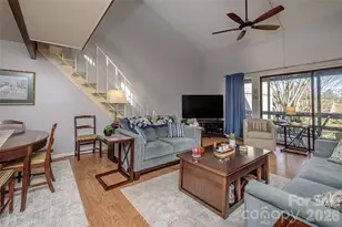 8 Lakemoor Ln, Hendersonville, NC 28739 - Photo 22