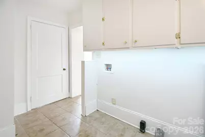 3012 Hanson Drive, Charlotte, NC 28207 - Photo 12