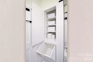 3012 Hanson Dr, Charlotte, NC 28207 - Photo 16