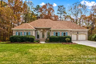 411 Wildwood Dr, Salisbury, NC 28146 - Photo 2