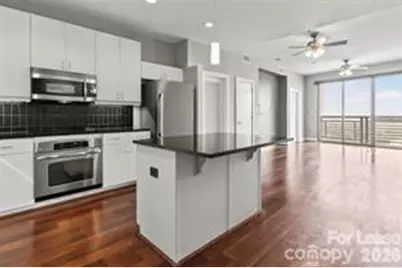 333 W Trade Street #1401, Charlotte, NC 28202 - Photo 2