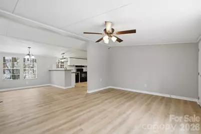 517 Ridgeway Place SW, Lenoir, NC 26845 - Photo 8